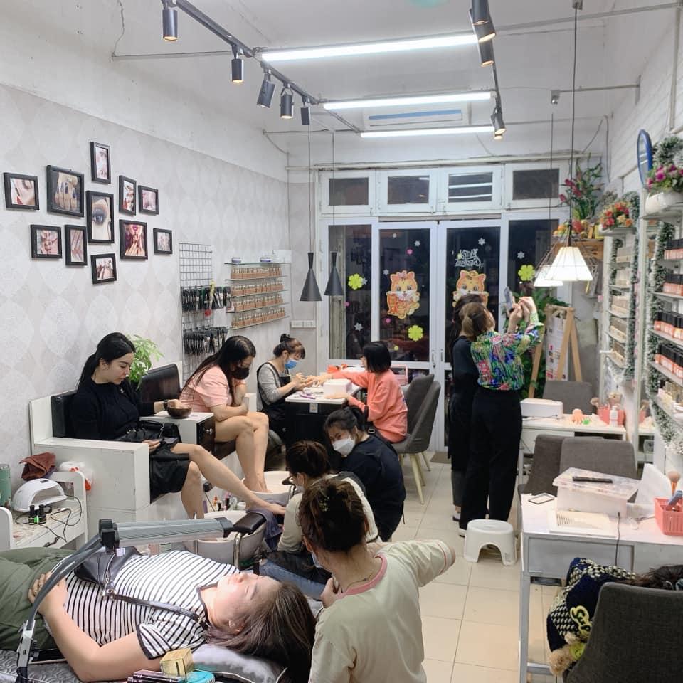 Khám Phá 7 Trung Tâm Dạy Nghề Nail Uy Tín Tại Quận Hoàn Kiếm, Hà Nội