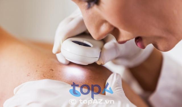 5 bác sĩ da liễu hàng đầu TP.HCM: Tài năng vượt trội & chuyên môn đỉnh cao