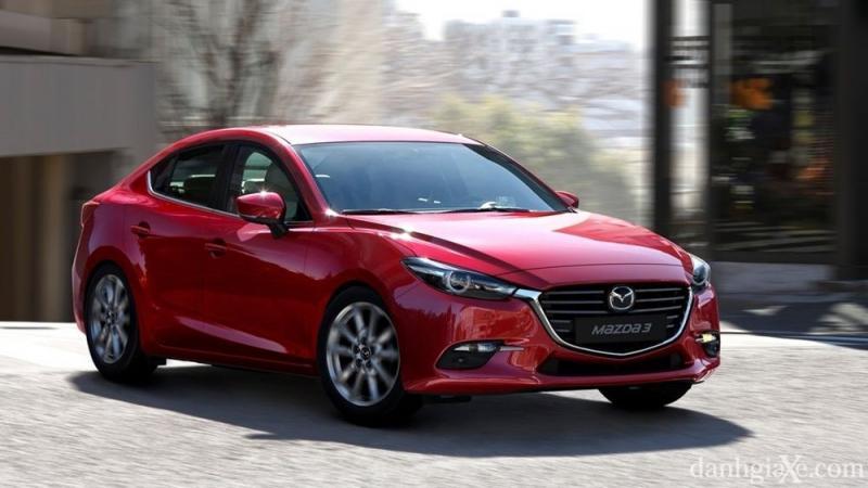 Top 10 ô tô 'đắt khách' nhất tháng 11/2018: Mazda 3 dẫn đầu bảng xếp hạng