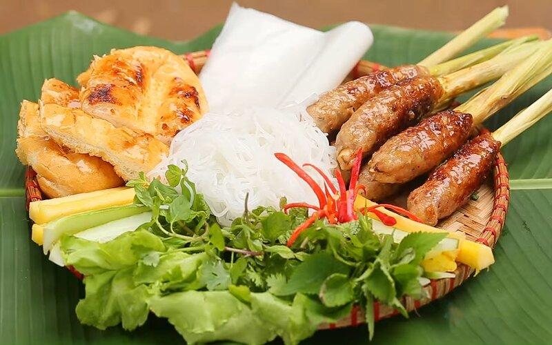 9 Địa chỉ nem lụi Đà Nẵng khiến thực khách say đắm