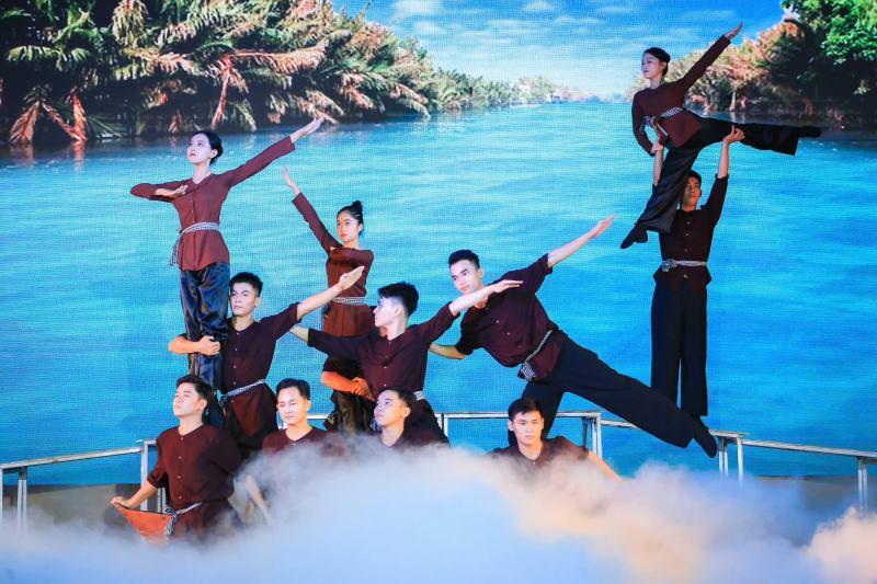 Top 4 địa điểm cho thuê trang phục biểu diễn chất lượng nhất Long An
