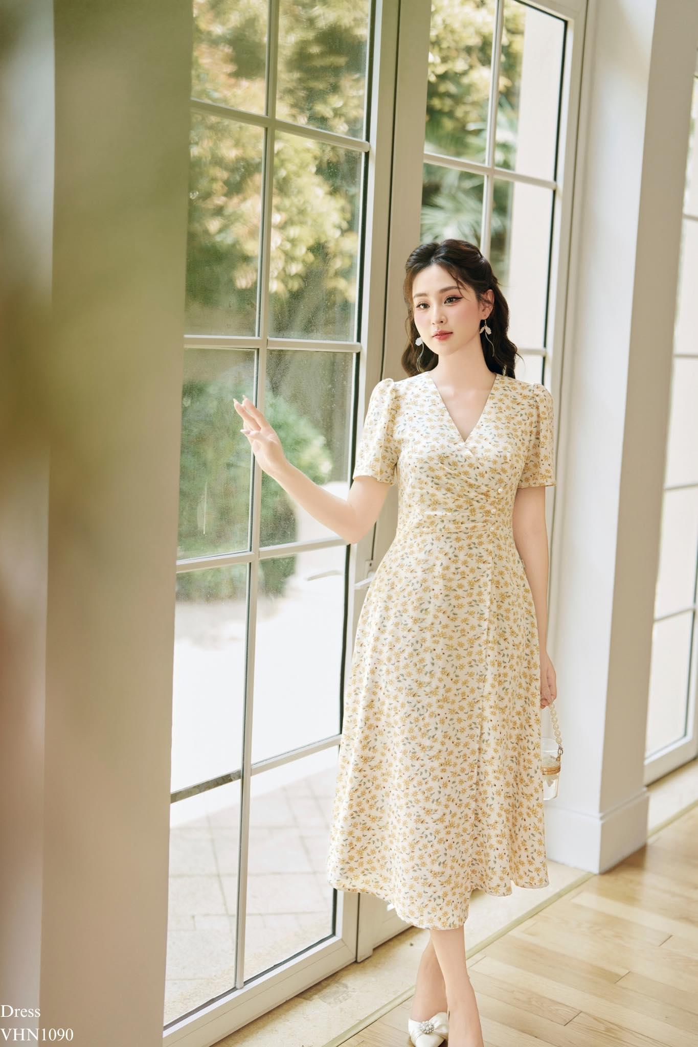 Top 6 cửa hàng váy hoa xinh xắn dành cho những cô nàng yêu thích vẻ đẹp nữ tính, dịu dàng tại Hà Nội
