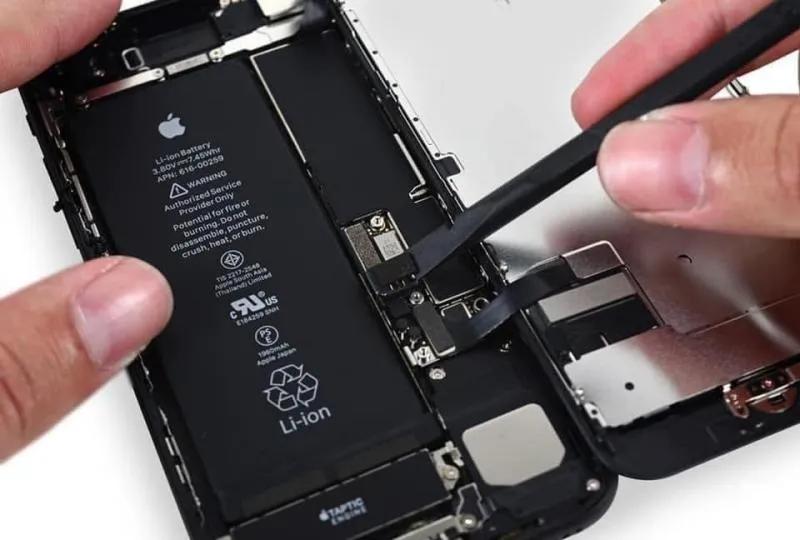 10 địa chỉ thay màn hình iPhone chất lượng và uy tín hàng đầu tại quận Cầu Giấy, Hà Nội