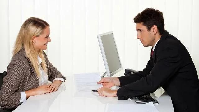 10 câu hỏi vàng giúp bạn tỏa sáng trong mọi buổi phỏng vấn