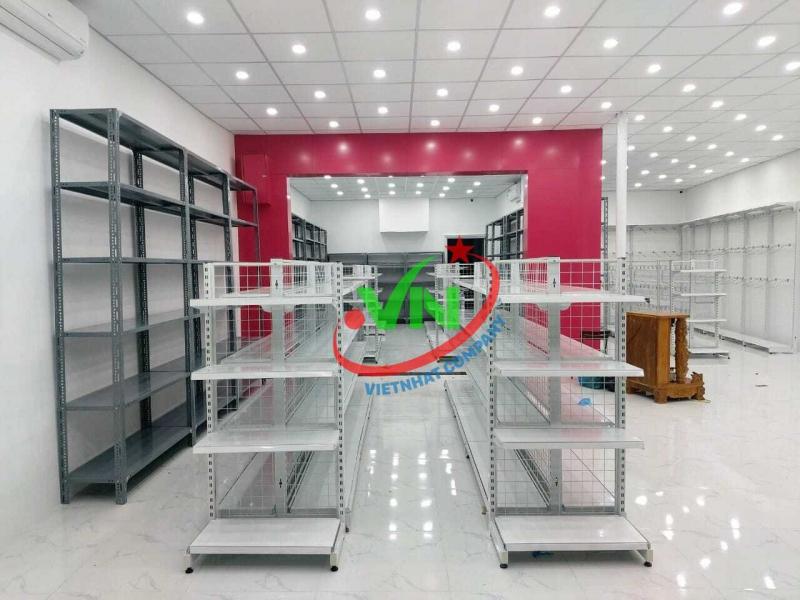 Top 9 công ty sản xuất kệ siêu thị uy tín và chất lượng hàng đầu tại TP. HCM