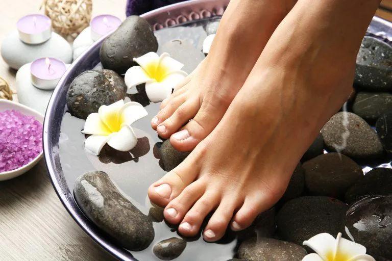 10 Công dụng bất ngờ của bia trong đời sống - Khám phá điều kỳ diệu từ thức uống vàng