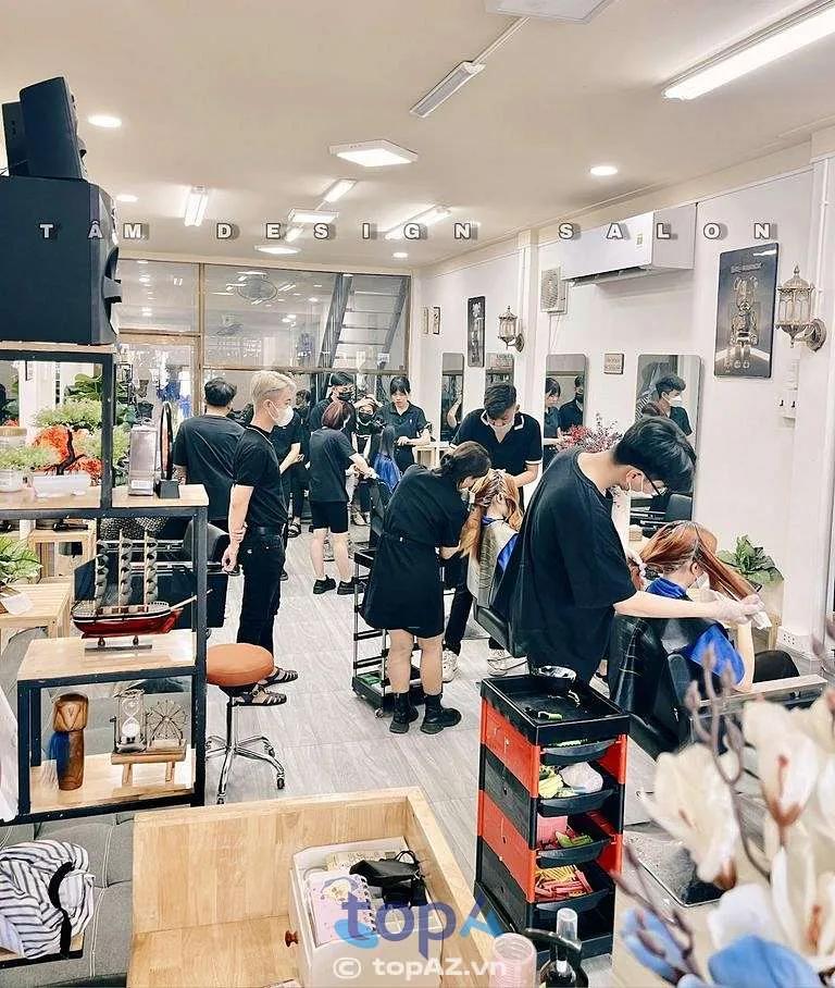 Khám phá 9 salon tóc hàng đầu tại TP. Vĩnh Long, nơi mang lại vẻ đẹp tự nhiên cho mái tóc của bạn