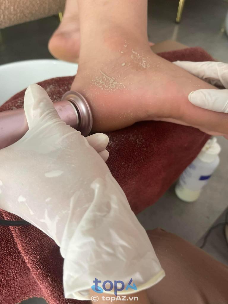 Top 5 spa chăm sóc gót chân uy tín tại Quận Bình Thạnh với dịch vụ chuyên nghiệp