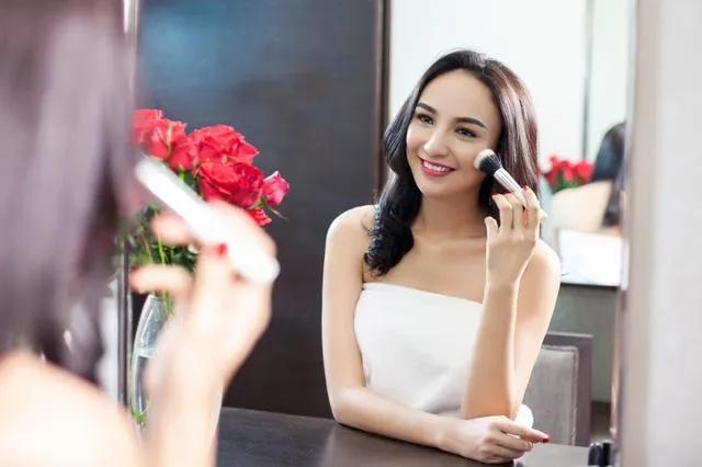 10 dấu hiệu cho thấy vợ bạn có thể đang ngoại tình