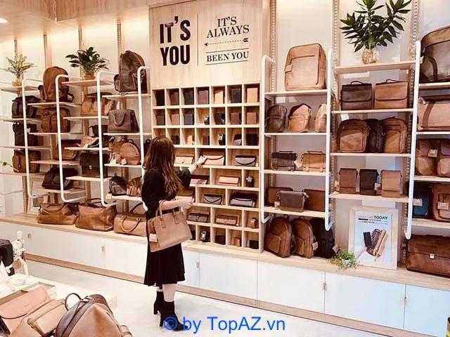 Top 10 cửa hàng túi xách da nữ tại TPHCM: đẹp, giá hợp lý