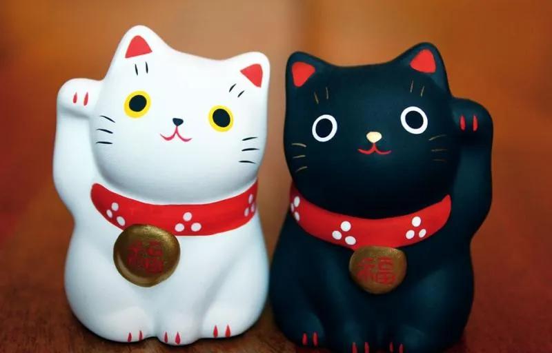 Khám Phá 5 Điều Thú Vị Về Mèo Thần Tài Nhật Bản (Maneki Neko)