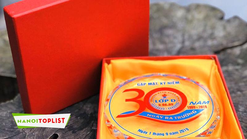 Top 10+ địa chỉ bán kỷ niệm chương thủy tinh đẹp nhất tại Hà Nội
