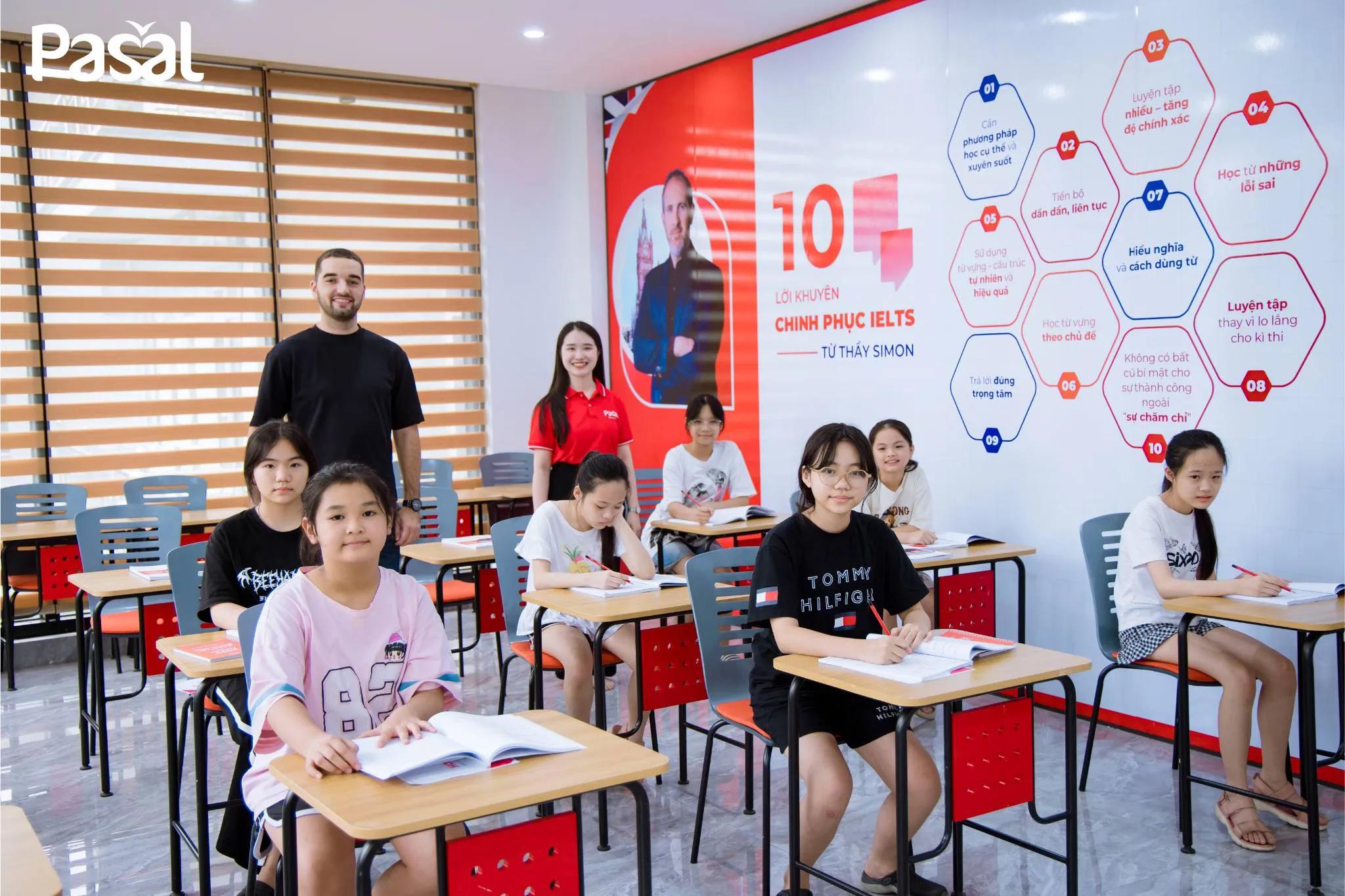 Khám phá 5 phản hồi chi tiết về khóa học tiếng Anh giao tiếp tại Pasal