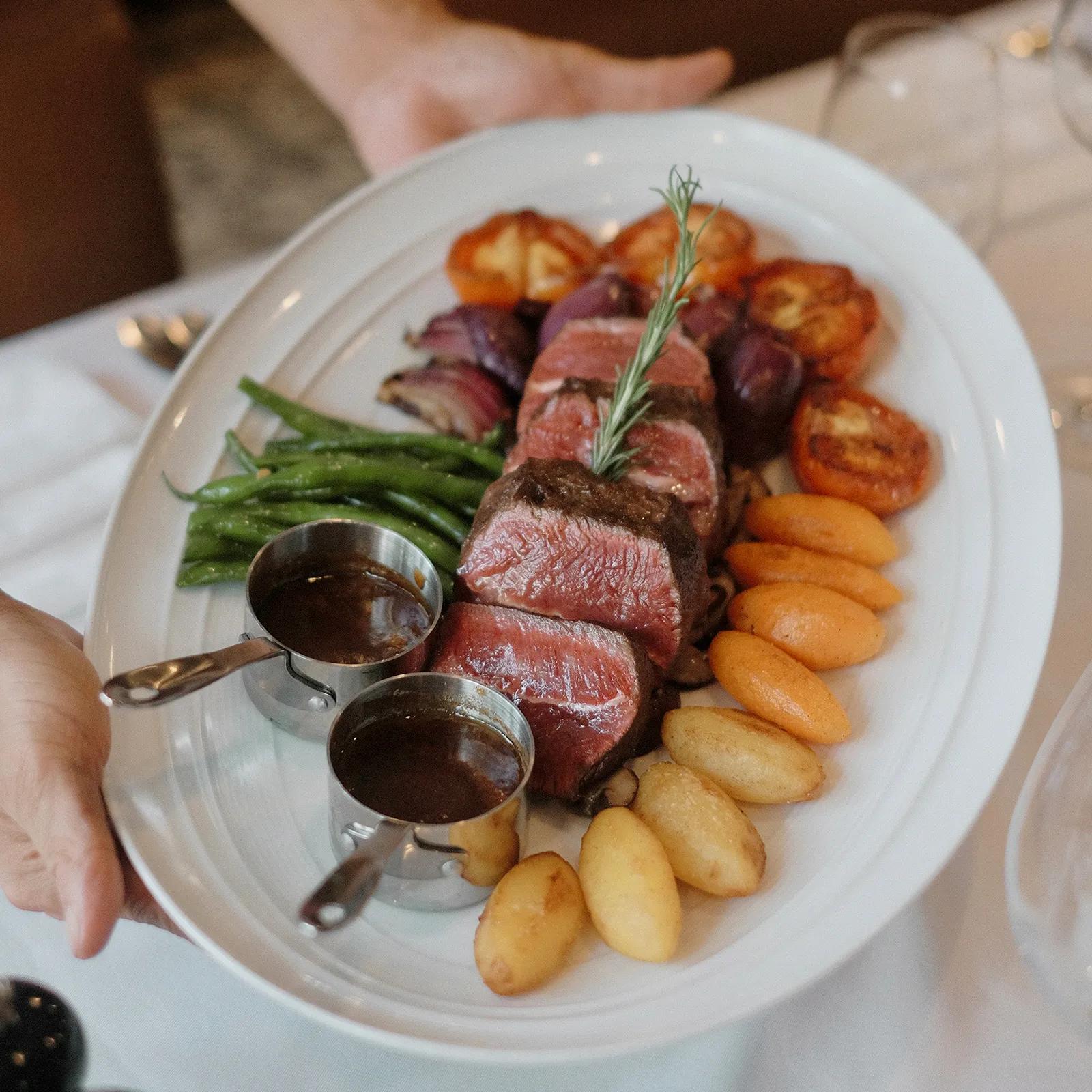 Top 5 Nhà Hàng Beefsteak Hảo Hạng Nhất tại Quận Hoàn Kiếm, Hà Nội