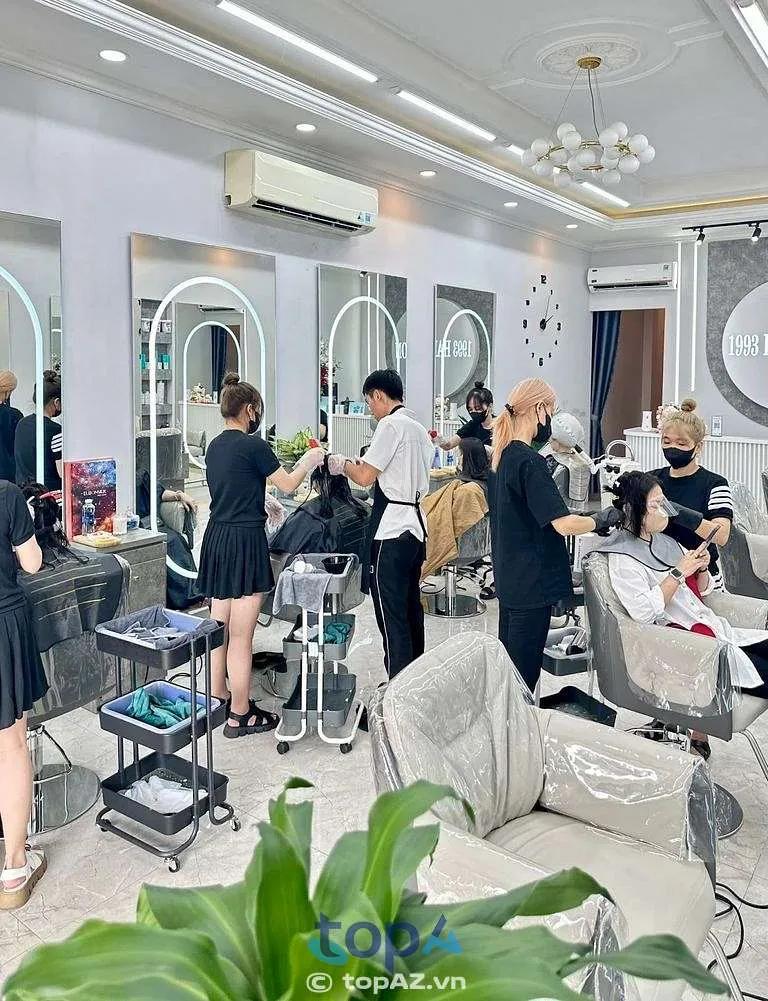 Top 10 địa chỉ salon tóc đẳng cấp tại TP. Cà Mau - chuyên nghiệp từ tạo kiểu đến cắt tỉa chuẩn đẹp