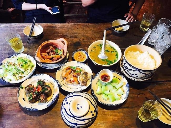 Top 5 quán cơm nhà “đậm đà như cơm mẹ nấu” giữa lòng Sài Gòn