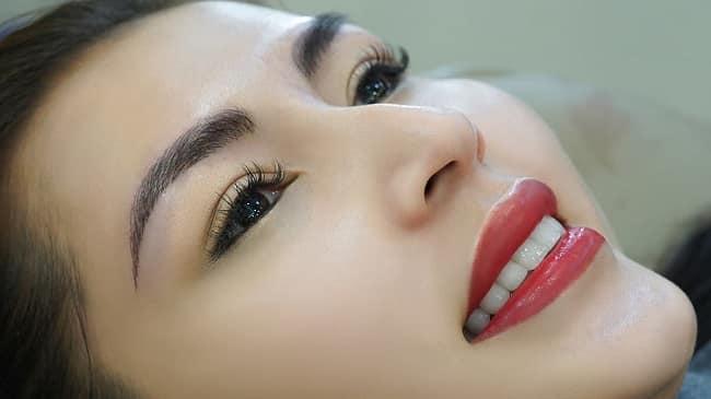 Bí quyết dinh dưỡng sau xăm môi: Thực phẩm nên tránh và nên bổ sung để sở hữu đôi môi lên màu chuẩn đẹp