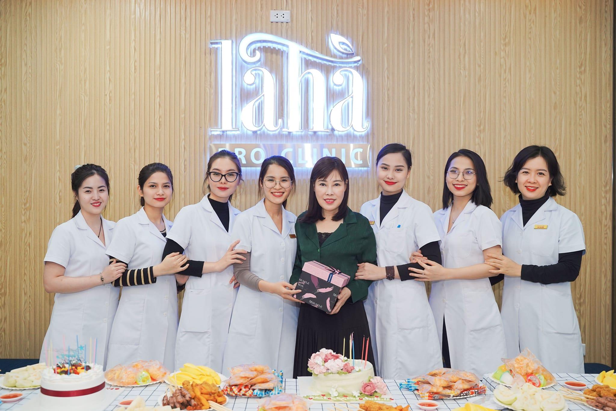 Top 10 cảm nhận chân thực từ khách hàng sau khi trị mụn tại Lã Hà Clinic