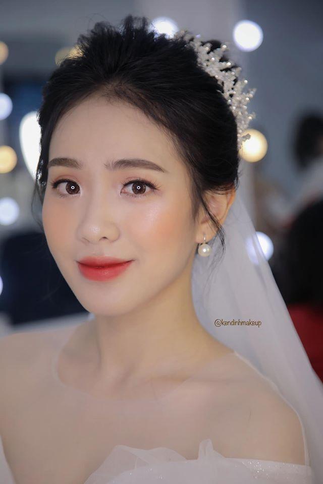 Top 8 chuyên gia trang điểm (Makeup Artist) đình đám nhất Hải Phòng – Những phù thủy sắc đẹp không thể bỏ qua
