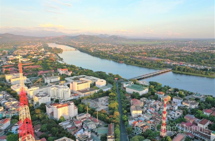 Top 19 Bài văn miêu tả dòng sông Hương ấn tượng nhất dành cho học sinh lớp 5