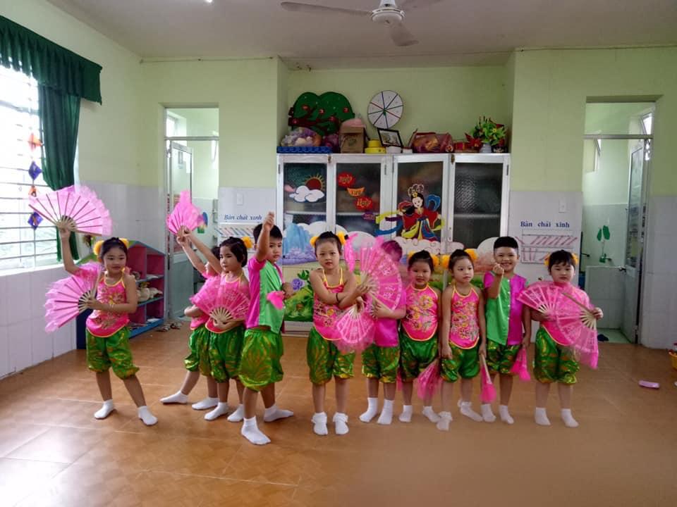 Top 4 địa chỉ cho thuê trang phục biểu diễn đẹp và giá tốt nhất tại Nha Trang