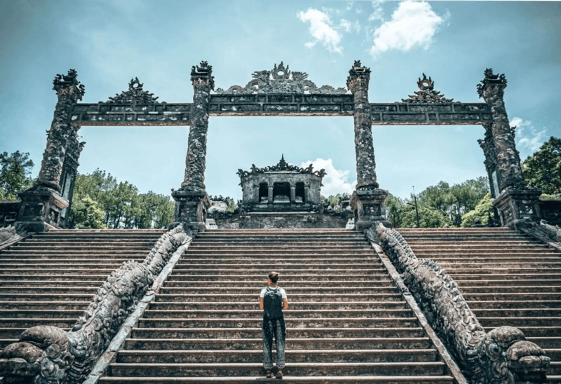 Top 12 bài viết giới thiệu về cố đô Huế bằng tiếng Anh hấp dẫn nhất