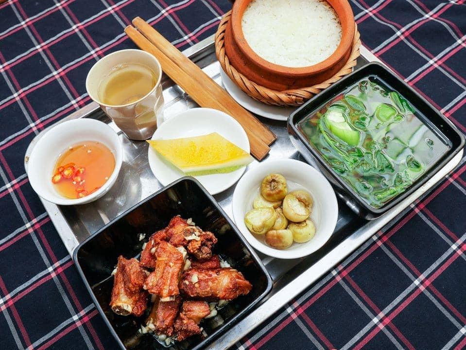 Top 6 địa chỉ cơm niêu Hà Nội hảo hạng - hương vị truyền thống đậm đà