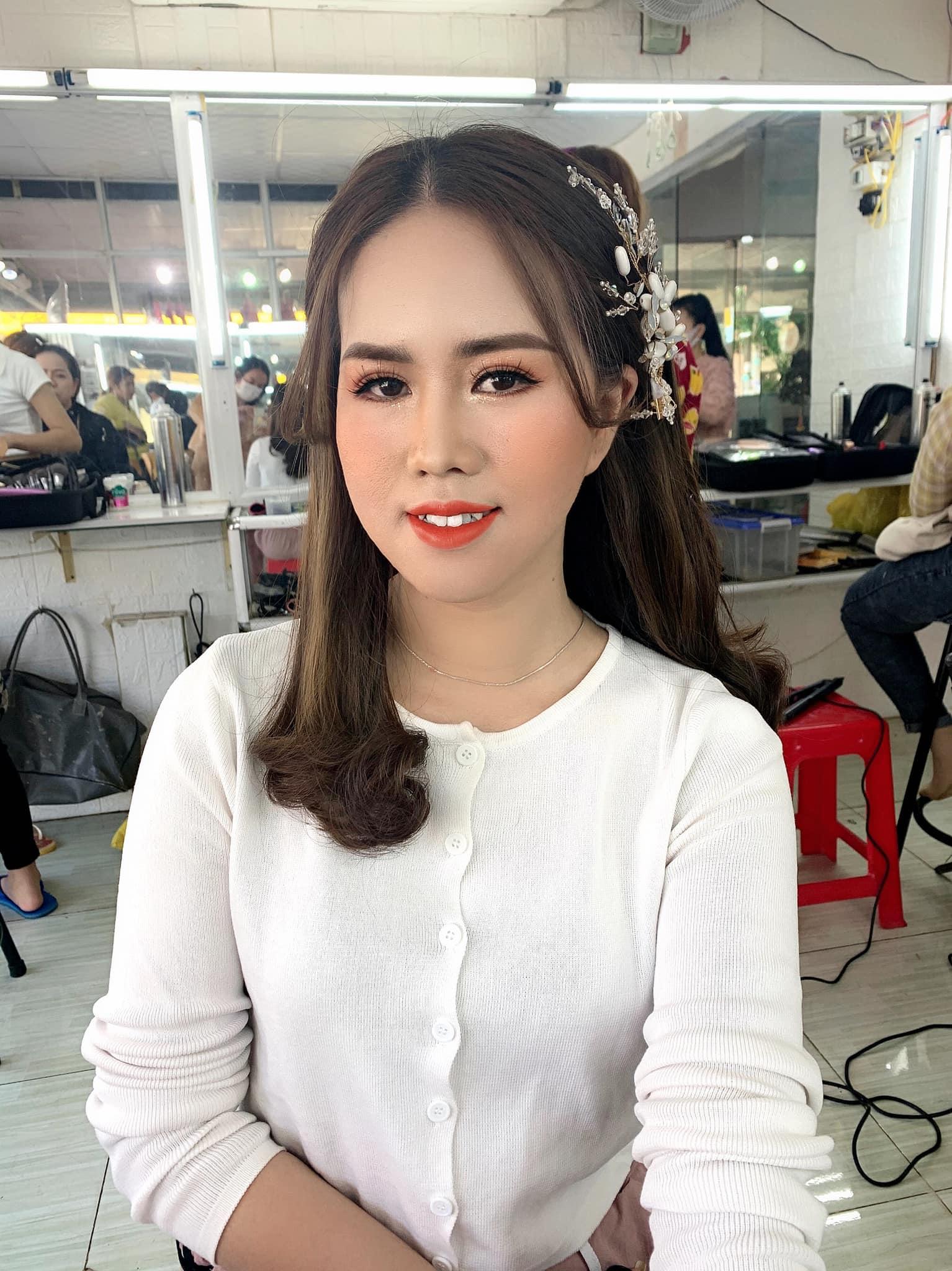 Top 6 tiệm trang điểm cô dâu đẹp và uy tín nhất Bình Long, Bình Phước