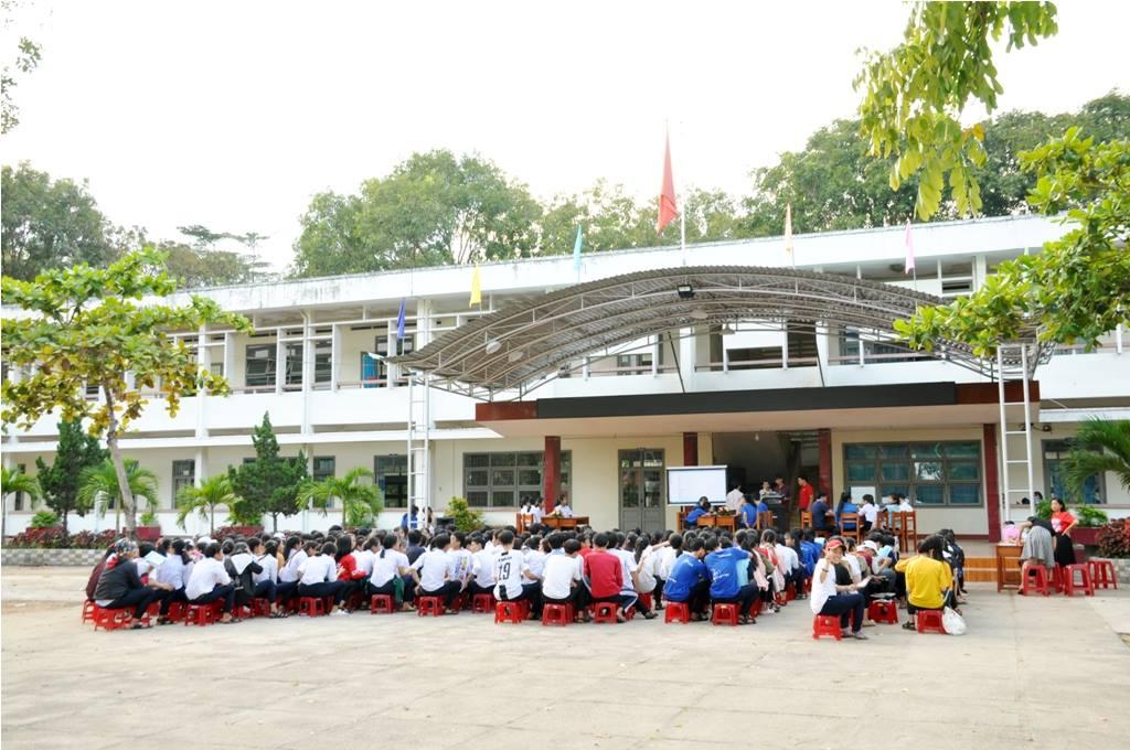 8 Ngôi Trường THPT Danh Tiếng Nhất Bình Định