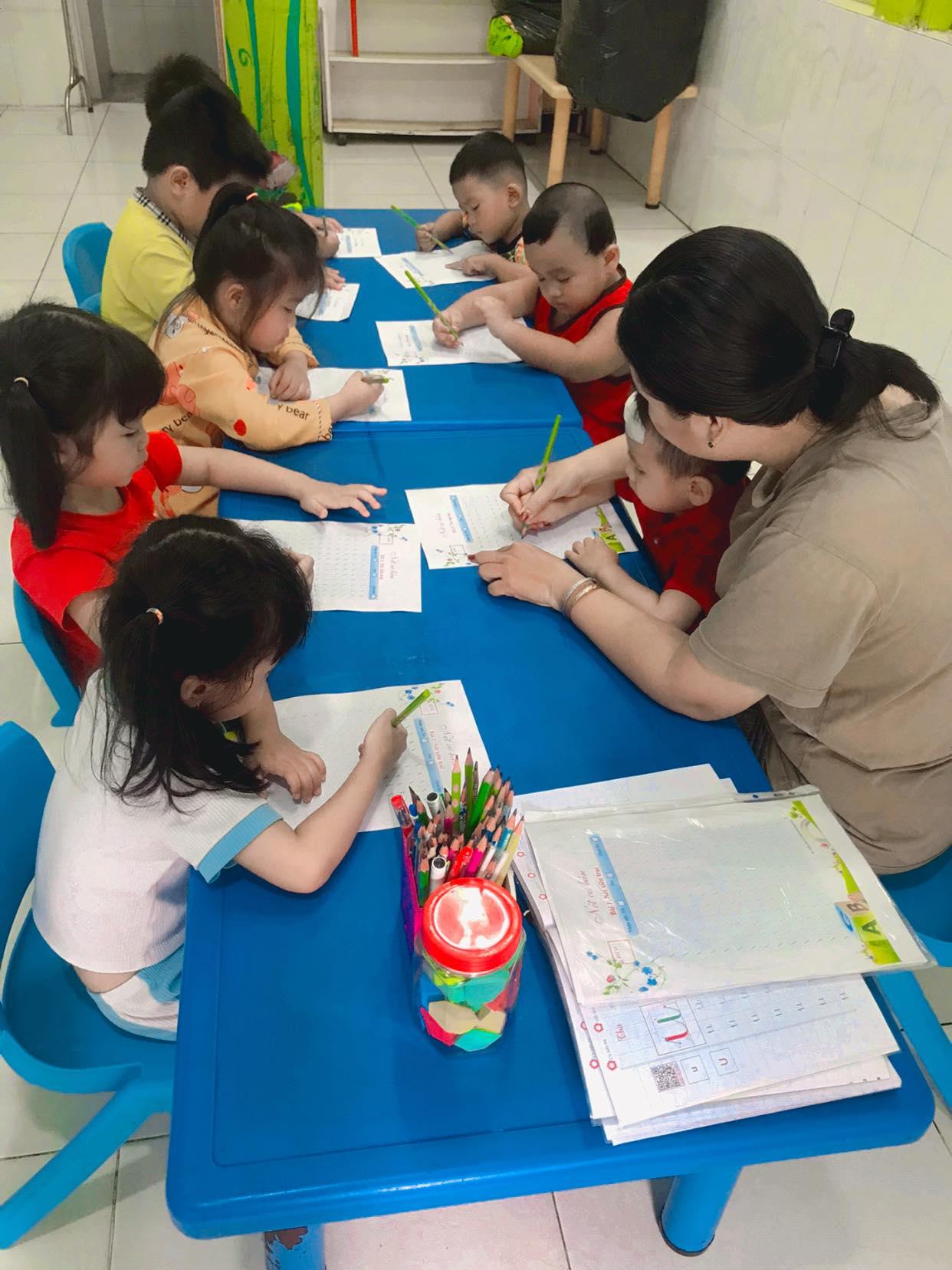 Khám phá 4 địa chỉ luyện chữ đẹp hàng đầu tại Bình Chánh, TP. HCM