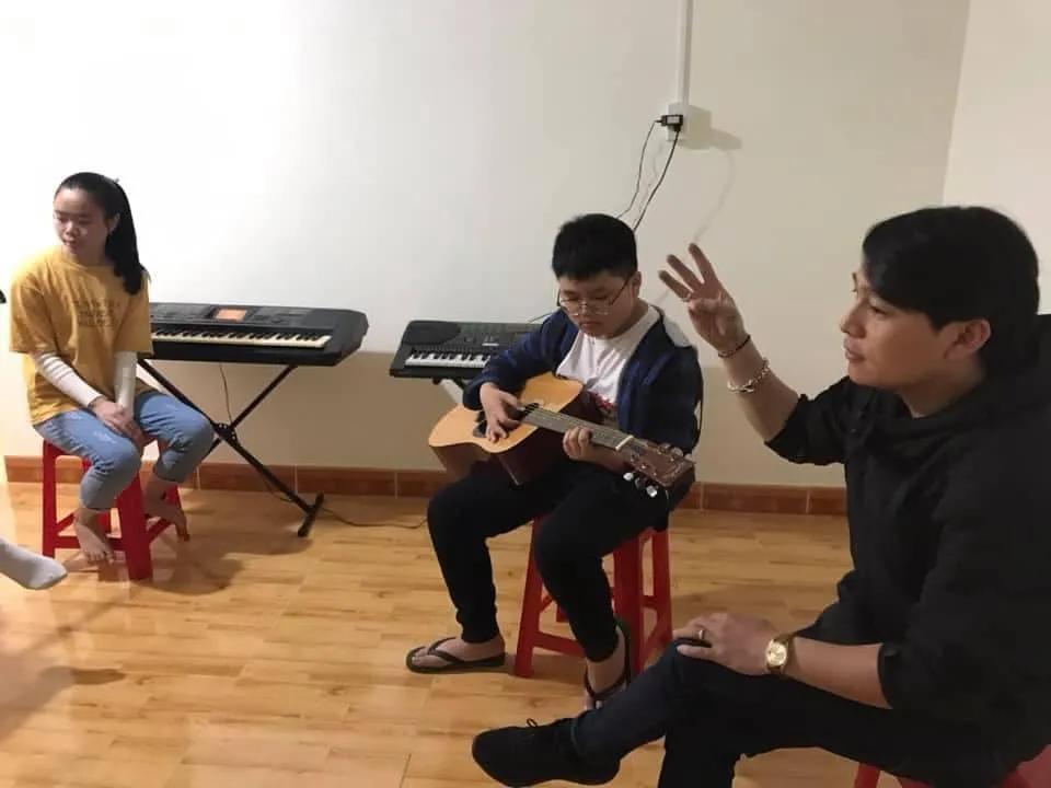 Top 5 Địa chỉ học đàn guitar uy tín tại Đà Lạt