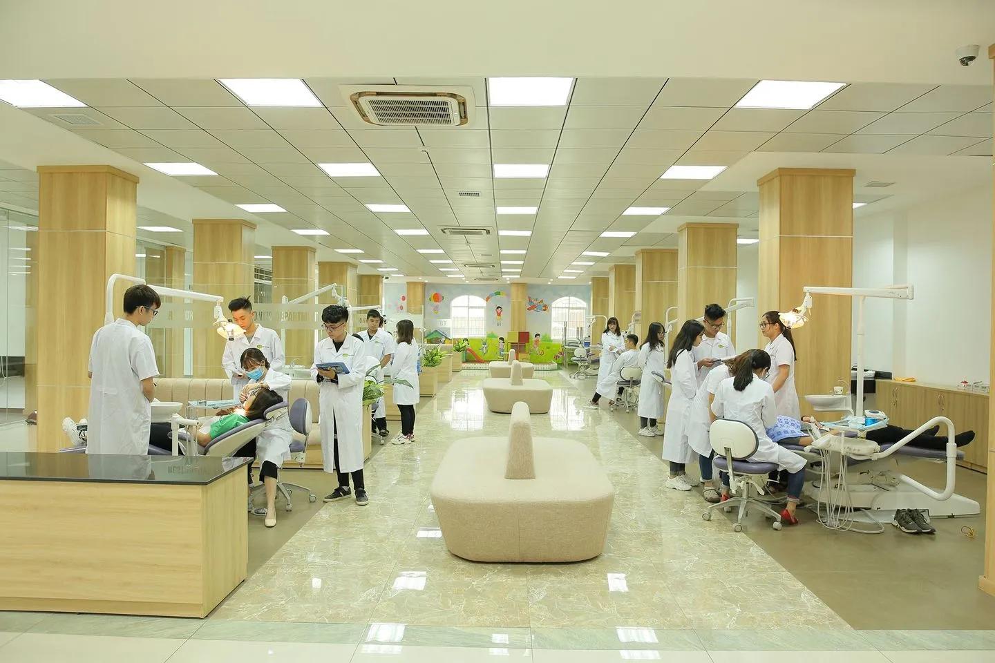 Top 4 Cơ Sở Đào Tạo Bác Sĩ Răng Hàm Mặt Chất Lượng Tại Thủ Đô
