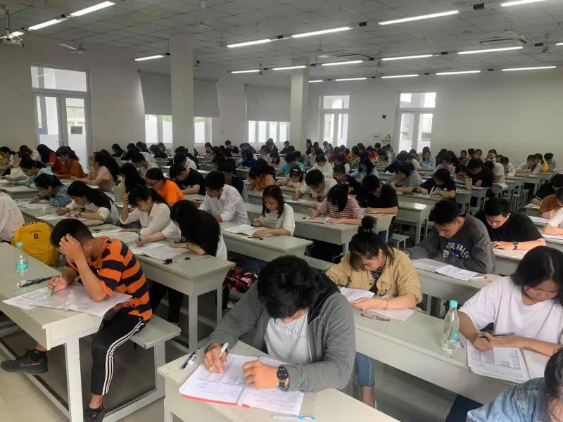 6 Địa chỉ học tiếng Anh chất lượng nhất Quận 4, TP.HCM