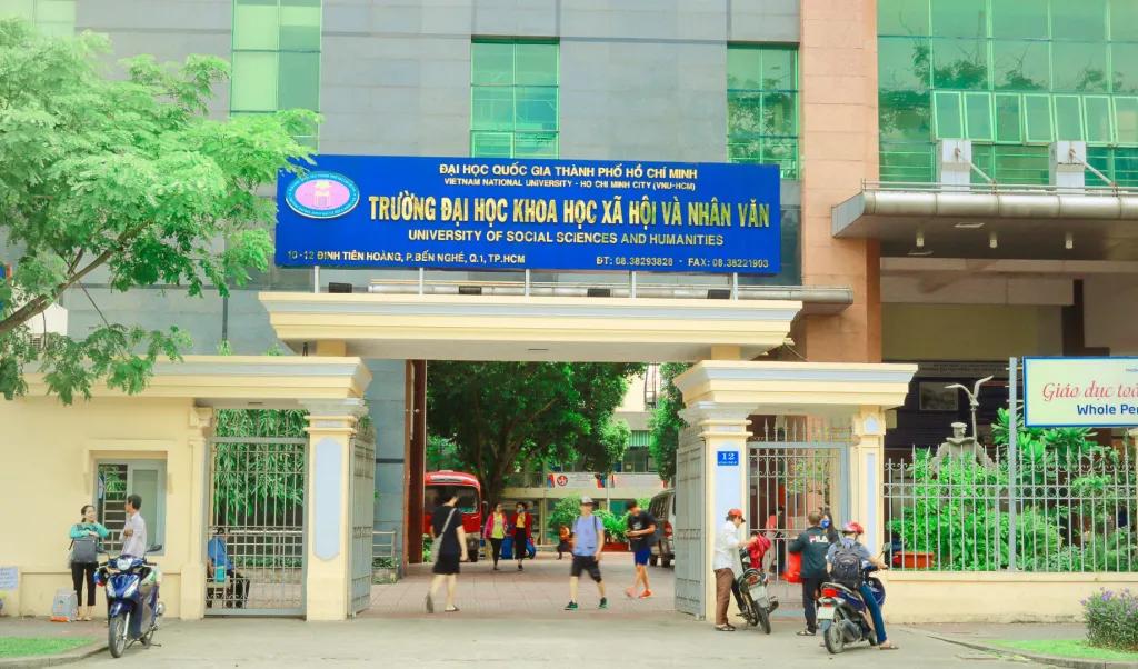 Top 10 Đại học hàng đầu Việt Nam dành riêng cho thí sinh khối D
