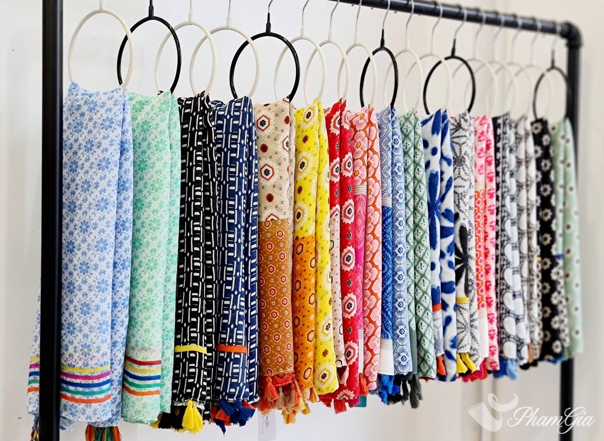 Top 7 cửa hàng khăn choàng cổ đẹp và nổi tiếng nhất tại TP.HCM