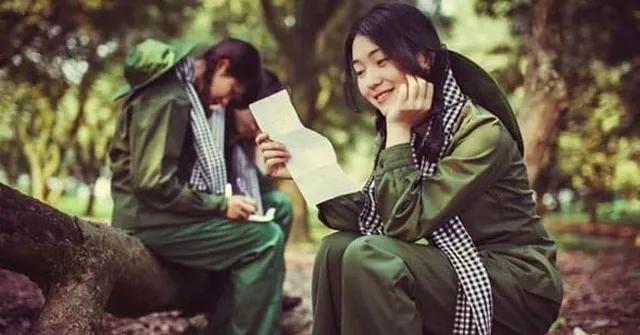 Top 10 bài văn xuất sắc phân tích hình ảnh nữ thanh niên xung phong trong 'Những ngôi sao xa xôi' của Lê Minh Khuê (lớp 9) đầy ấn tượng