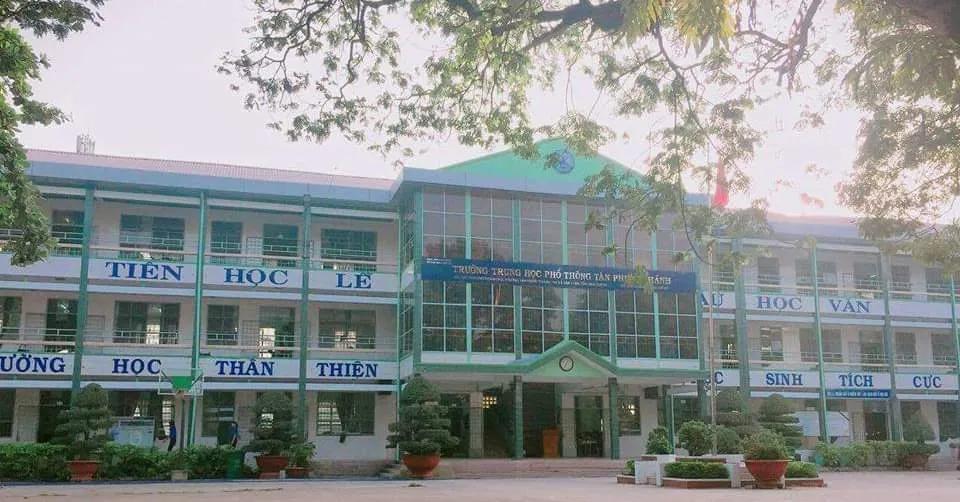Top 9 trường THPT nổi bật tại Bình Dương