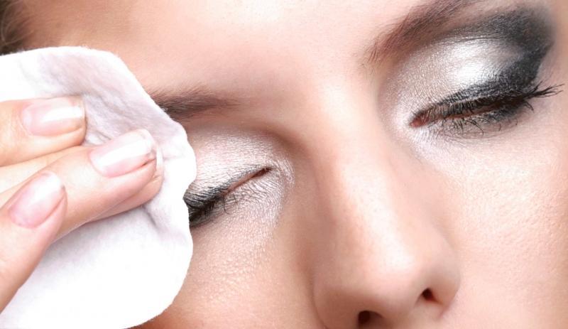 15 Công Dụng Đa Năng Của Vaseline - Giải Pháp Làm Đẹp Thông Minh