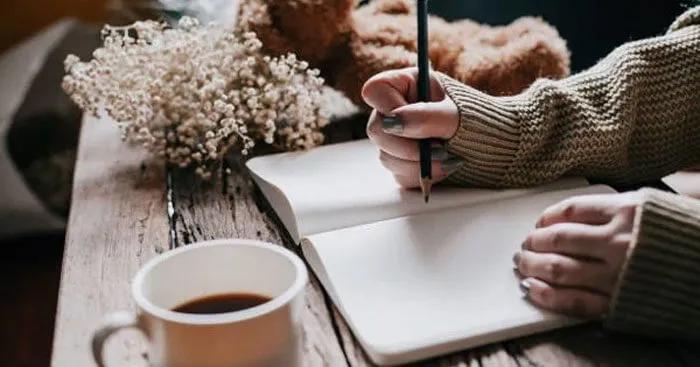 Top 15 đoạn văn sâu sắc thể hiện cảm nhận về nhân vật thầy Đuy-sen hoặc An-tư-nai, mỗi đoạn đều khéo léo sử dụng ít nhất ba phó từ, mang lại sự sinh động và chân thực trong việc thể hiện cảm xúc (Ngữ văn 7 - SGK Kết nối tri thức)