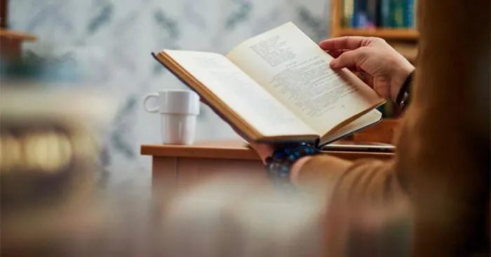 Top 8 bài văn nghị luận sâu sắc nhất về chủ đề 'Học hỏi - hành trình không ngừng nghỉ' dành cho học sinh lớp 12