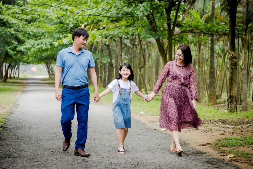Tuyển tập 16 bài thơ ngũ ngôn xúc động về gia đình (Ngữ văn 7 - SGK Kết nối tri thức)