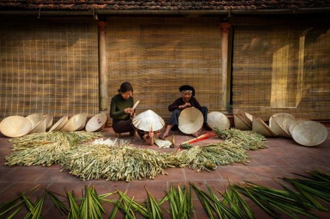Top 7 bài văn miêu tả chiếc nón lá bằng tiếng Anh xuất sắc nhất