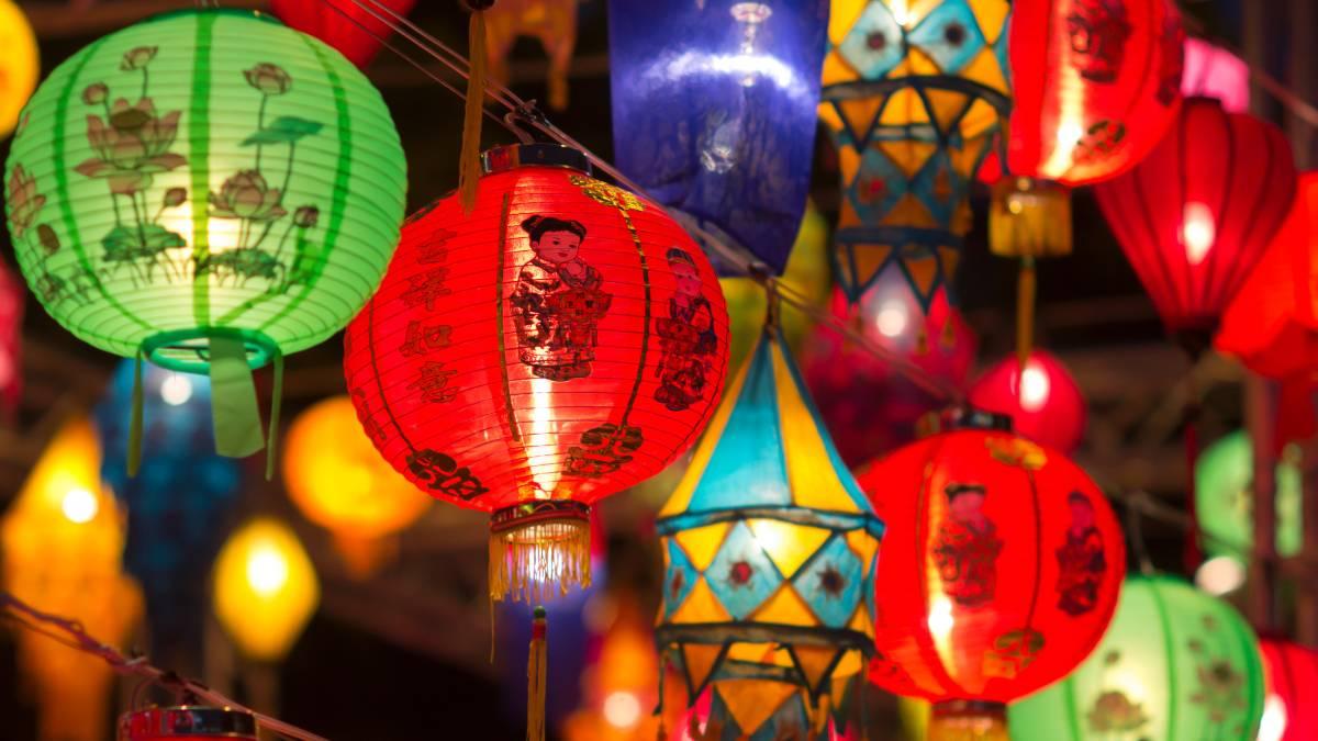 Top 10 bài thơ tuyệt vời về rằm tháng Giêng