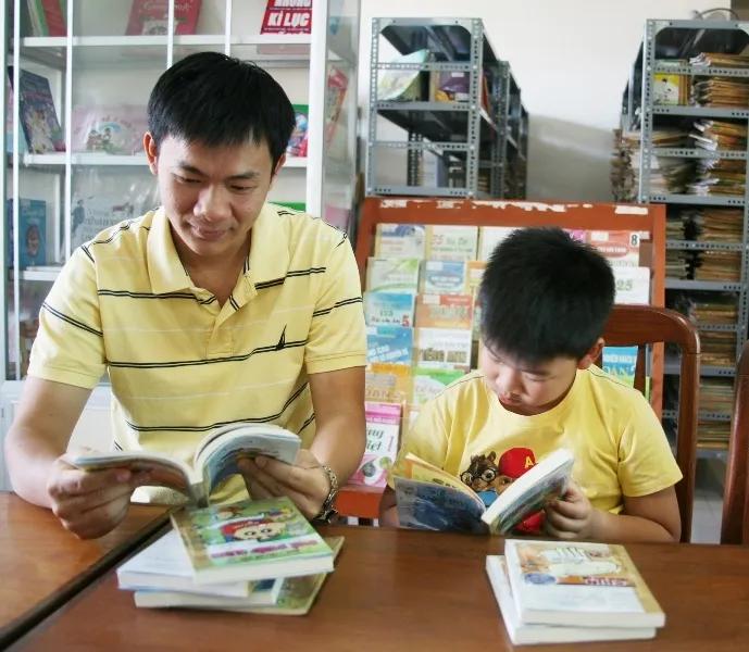 Top 12 bài văn mẫu tả bố bằng tiếng Anh kèm bản dịch hay nhất dành cho học sinh lớp 5