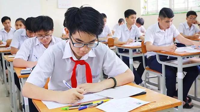 15 Bài văn xuất sắc nhất bày tỏ cảm xúc về ngày đầu tiên vào trường THCS (Sách Ngữ văn 6 - Chân trời sáng tạo)