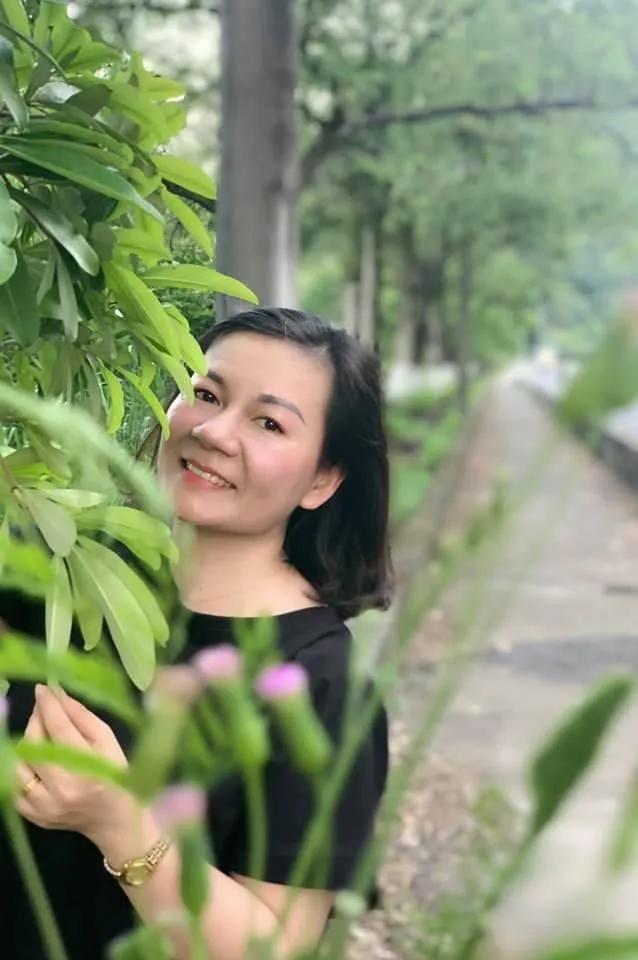 Top 12 bài thơ đặc sắc của cô giáo, nhà thơ Hà Nguyễn