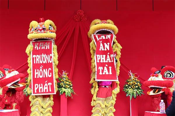 Top 4 Bài Khấn Khai Xuân Đầu Năm Ý Nghĩa và Thiêng Liêng Nhất