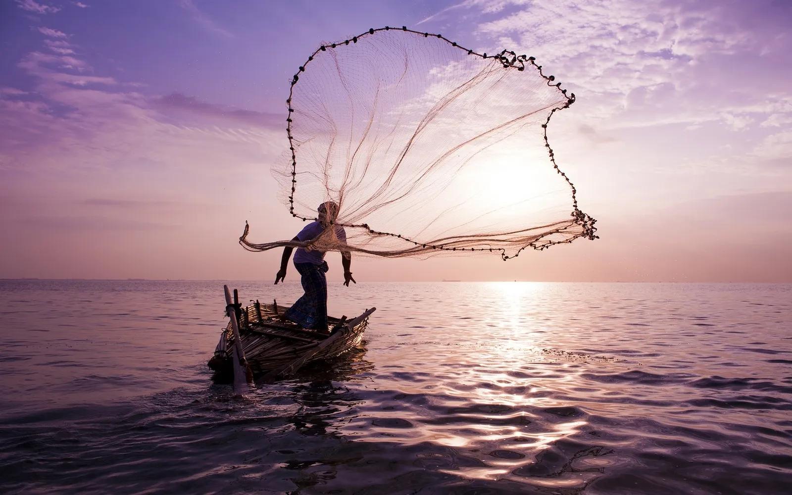 Top 8 phân tích khổ đầu 'Đoàn thuyền đánh cá' (Huy Cận) - Tinh hoa văn học lớp 9