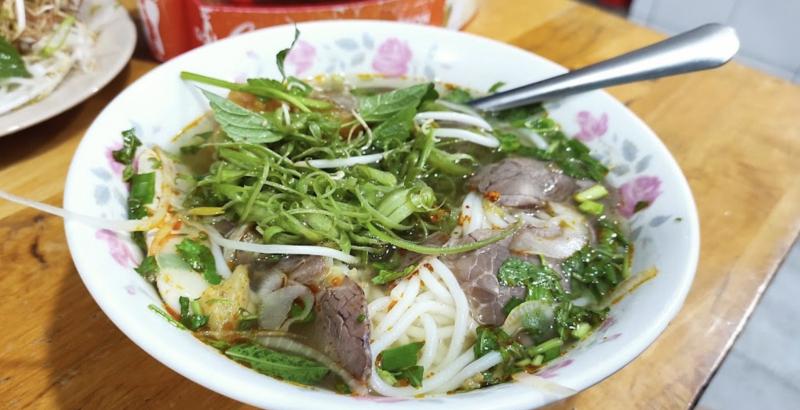 Top 5 địa chỉ bún bò Huế đậm vị, lừng danh nhất TP. Thủ Đức dành cho tín đồ ẩm thực