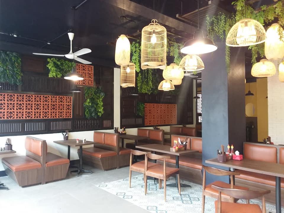 Khám Phá Top 5 Địa Chỉ Bún Bò Huế Đậm Chất Cố Đô Tại Nam Định